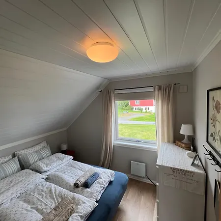 Holiday home Sjonaert Feriehus, Bat Tilgjengelig For Leie *
