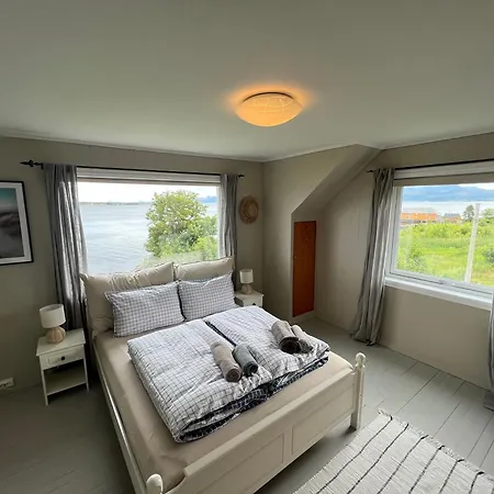 Hébergement de vacances Sjonaert Feriehus, Bat Tilgjengelig For Leie