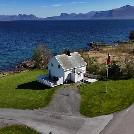 Sjonaert Feriehus, Bat Tilgjengelig For Leie Holiday home