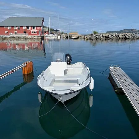 Sjonaert Feriehus, Bat Tilgjengelig For Leie Hébergement de vacances Ålesund