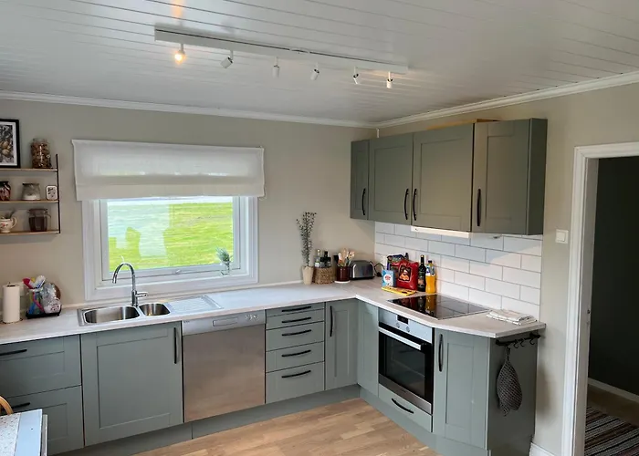 Semesterbostad Sjonaert Feriehus, Bat Tilgjengelig For Leie